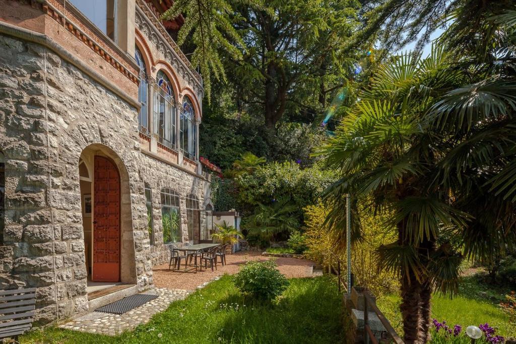 דירות וארסה Il Parco E Gli Affreschi מראה חיצוני תמונה